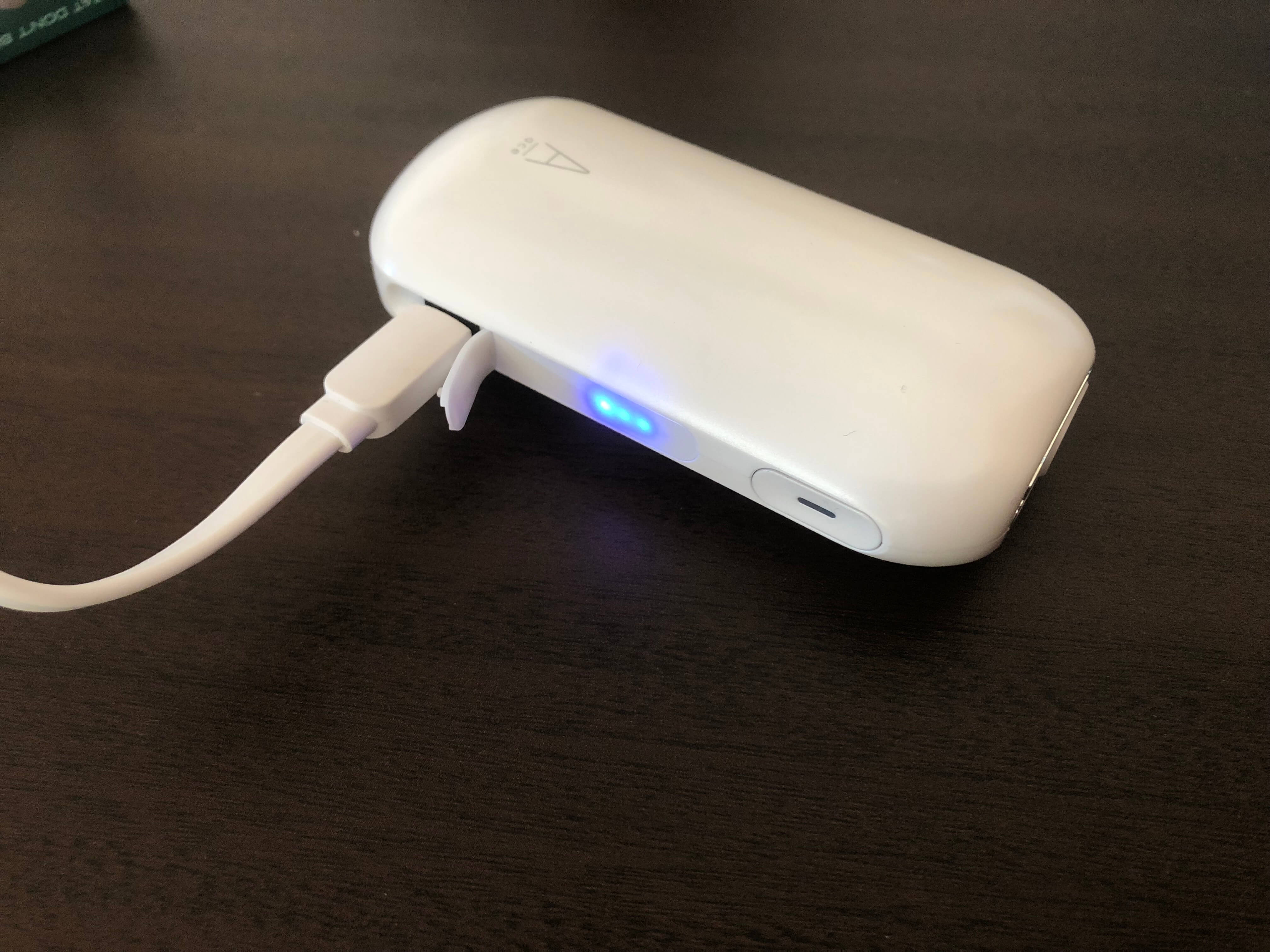 加熱式タバコACEの充電
