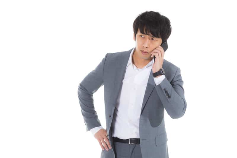 人に意見を聞いてばかりのリーマン
