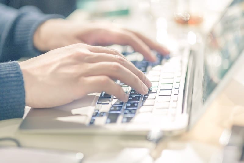 フリーランスになることの注意点！友達が激減するかもしれない？！会社員よりも時間はなくなる…確実に