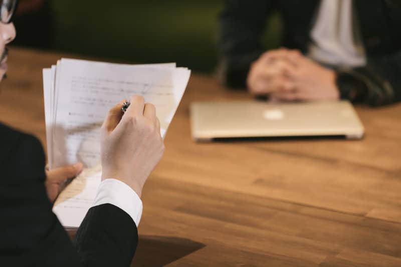 仕事ができない人ほど打ち合わせが大好物な件！結局何も決まらない…時間がもったいない…